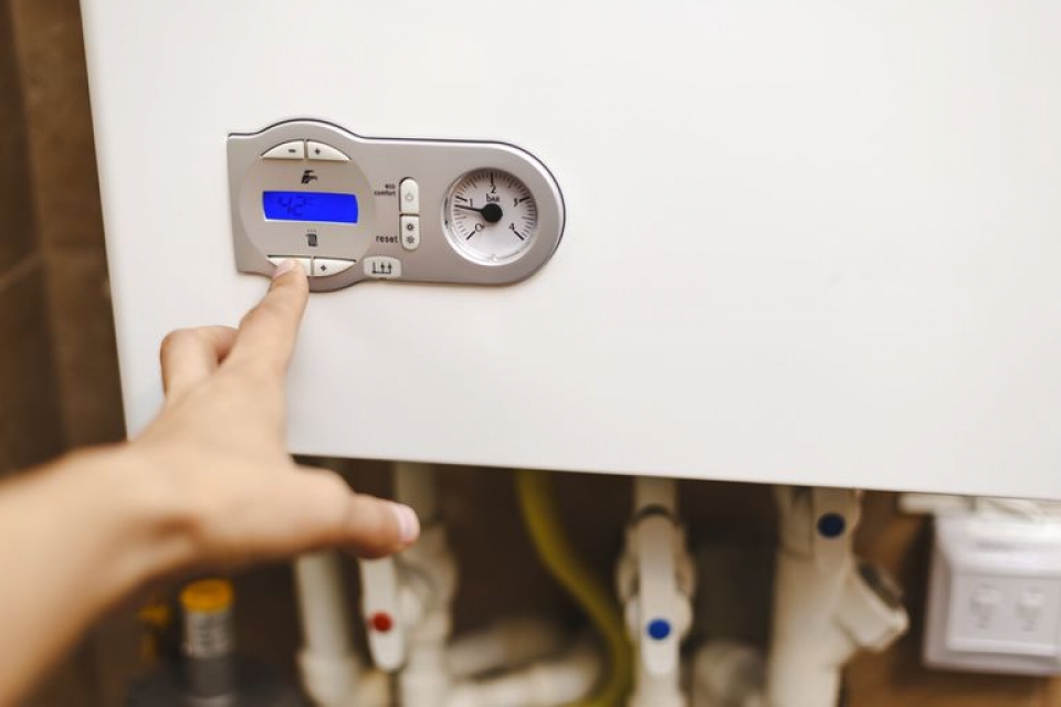 Consigli in caso di problemi di pressione con una caldaia Hermann